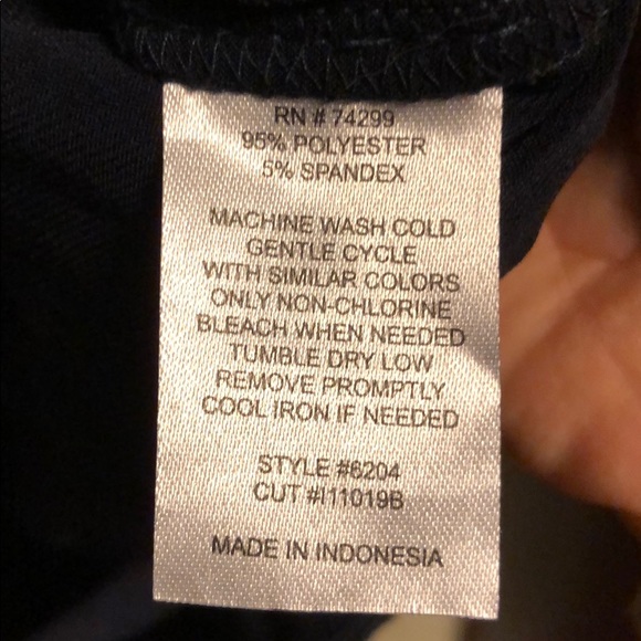 Dress - Picture 4 of 4